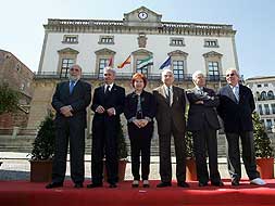 De izquierda a derecha: Sánchez Polo, Domínguez Lucero, Carmen Heras, González  Cascos, Iglesias Marcelo y José María Saponi./ M NÚÑEZ