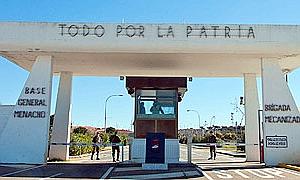 Entrada a la Base General Menacho.