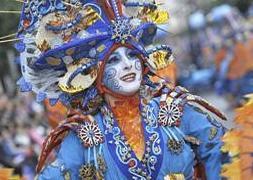 El desfile de comparsas del Carnaval se traslada al domingo por la mañana