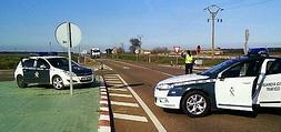 La Guardia Civil hizo controles de carretera en las carreteras que permiten salir de la ciudad. ::                             FRANCISSANRU