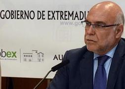 Extremadura acudirá al Constitucional contra el último decreto que recorta primas a las renovables