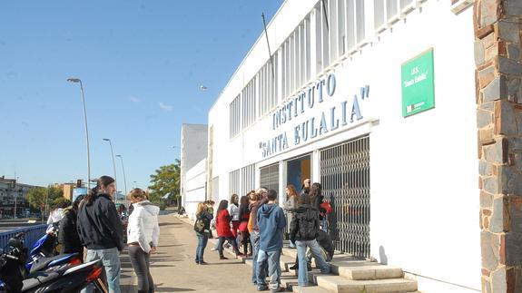 Imagen del exterior del Instituto Santa Eulalia de Mérida