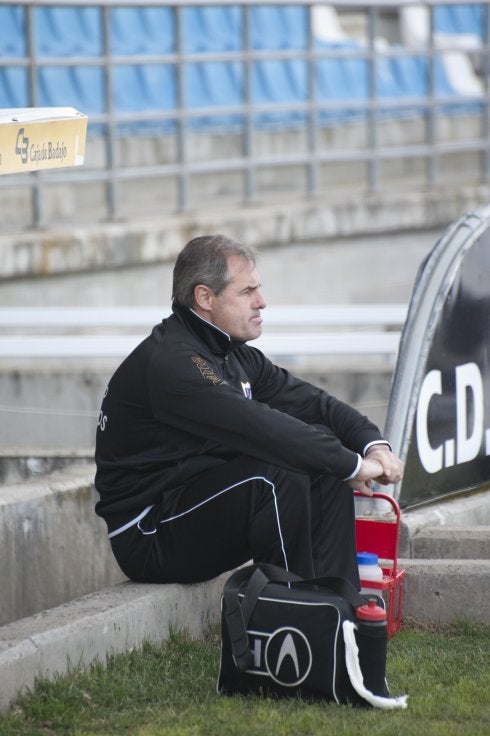 Alcázar cambiará el banquillo del Nuevo Vivero por el del Romano. 