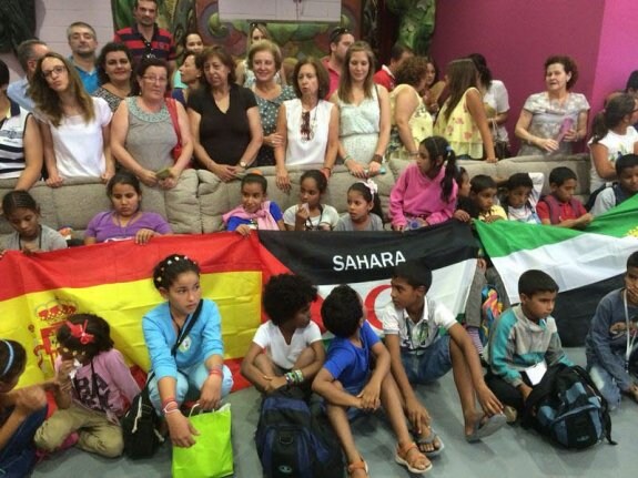 Grupo de niños saharauis llegados este verano a la región. :: hoy