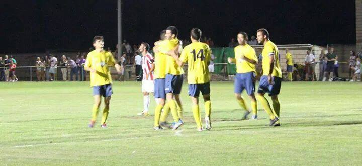 Jugadores del Ilipense Zalamea celebran un gol en el partido del domingo contra el Don Benito. :: HOY