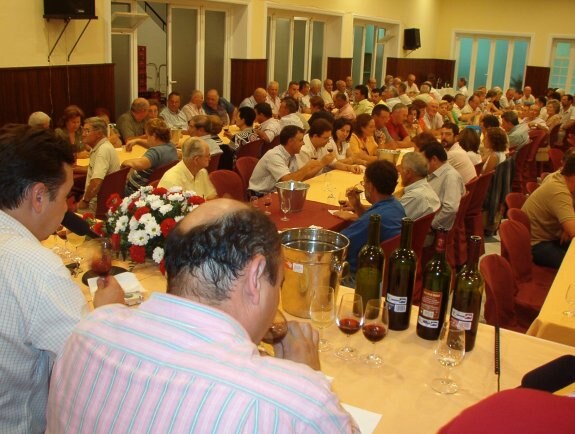 Cata de vinos celebrada el pasado año. :: a. o.