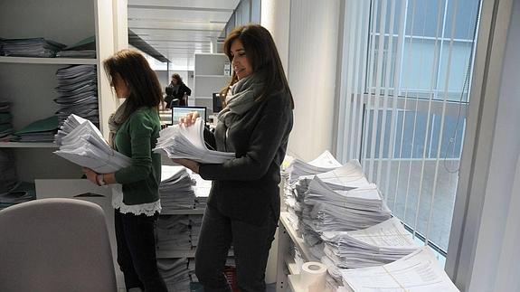 La complejidad de las oposiciones impide fijar aún una fecha, dice la Junta