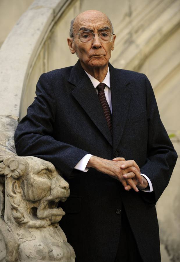Saramago presenta, en noviembre de 2009, su novela 'Caín'