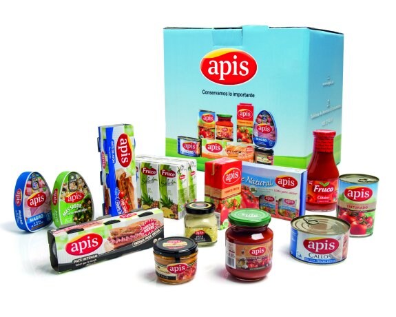 Los productos de las marcas Apis y Fruco que contiene la cesta. :: hoy