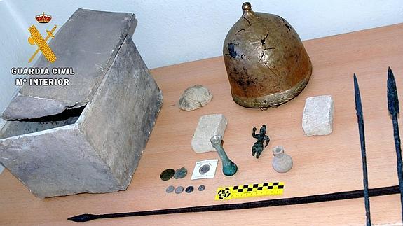 Intervienen piezas arqueológicas con más de 2.000 años de antigüedad
