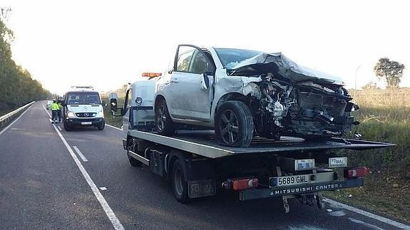 Una pareja perdió la vida el pasado lunes en un accidente de tráfico registrado entre Novelda y Sagrajas:: HOY