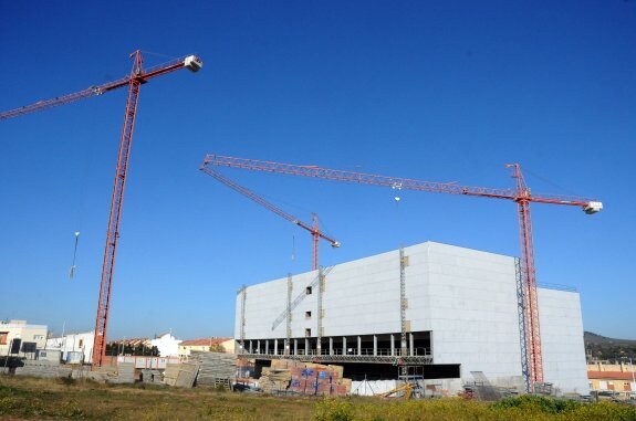 Trabajos de construcción de la nueva sede del archivo regional, en El Prado. :: brígido