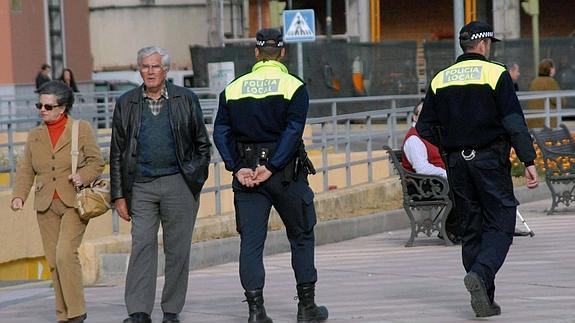 Agentes de la Policía Local de Badajoz.