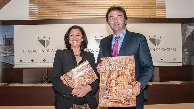 Eduardo Villaverde y Felicidad Rodríguez presentan 'Primavera Lírica'