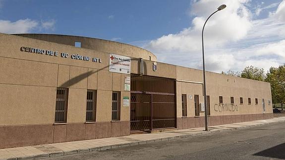 El centro de día de la barriada de Llera sigue cerrado y sin uso