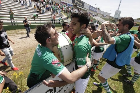 El Cacereño selló la permanencia ante los suyos. :: Lorenzo Cordero