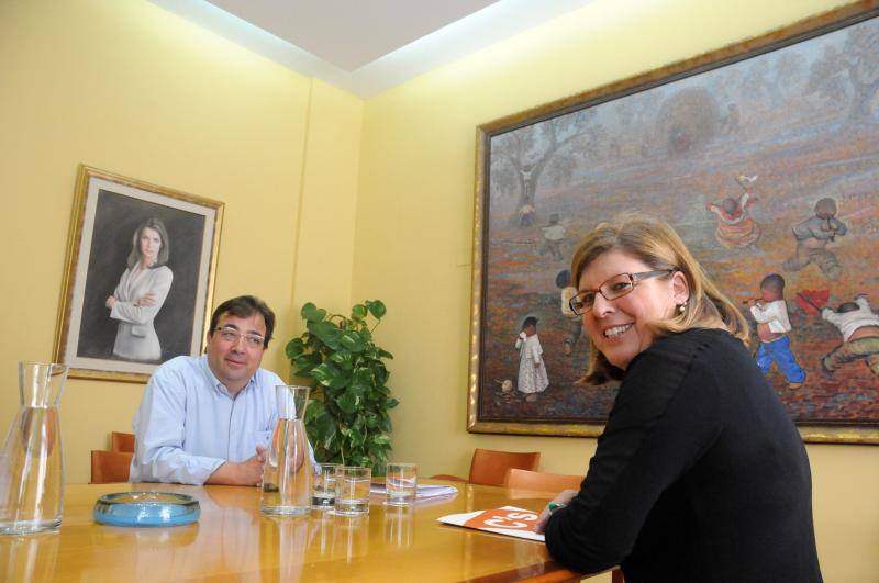 Guillermo Fernández Vara y María Victoria Domínguez, reunidos esta mañana