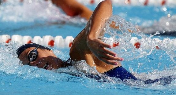 Fátima Gallardo, en plena acción. :: CN Badajoz