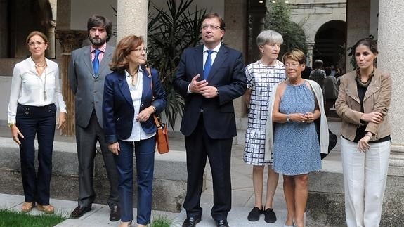 Imagen del Comité de Expertos en Publicidad que se ha presentado esta tarde en Mérida