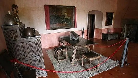 La mesa de despacho de Carlos V en el monasterio de Yuste