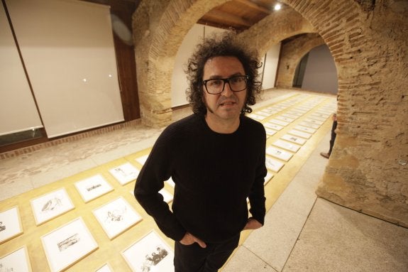 Daniel G. Andújar exhibe hasta el mes de abril en el Vostell Naturaleza vigilada. :: lorenzo cordero