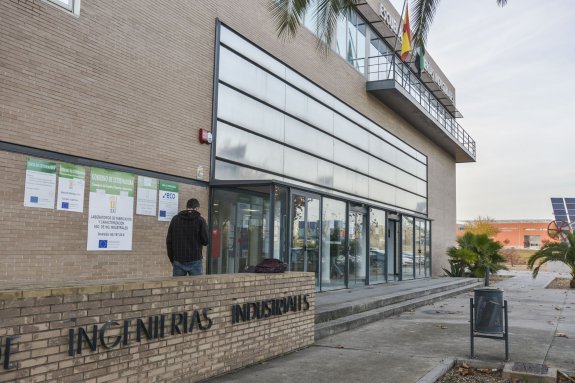 Escuela de Ingenierías Industriales de la UEX. :: hoy