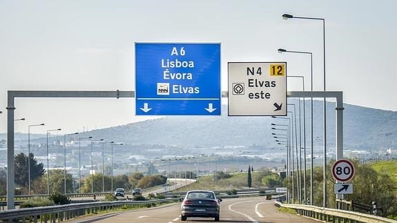 La autovía conecta la ciudad de Badajoz con Elvas.