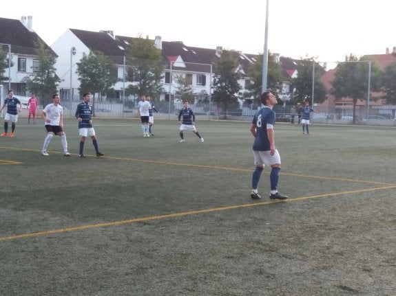 Leal, en el partido de ayer del Deportivo Pacense. :: deportivo pacense