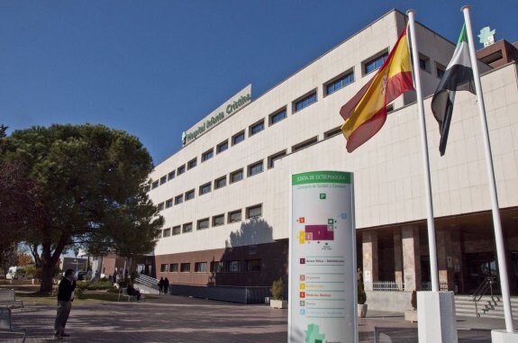 Instalaciones del Hospital Infanta Cristina de Badajoz. :: hoy