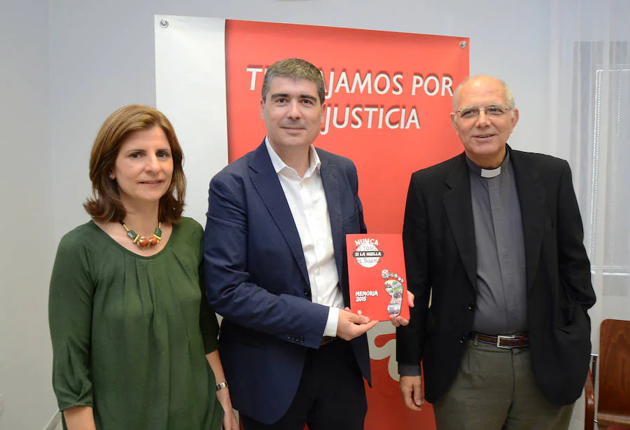 Caritas ha presentado la 'Memoria 2015' con los datos de pobreza en la provincia de Badajoz