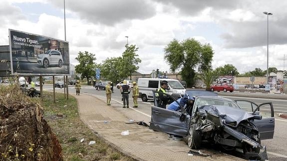 El accidente ha ocurrido a la una de la tarde frente a la gasolinera Pasaron 