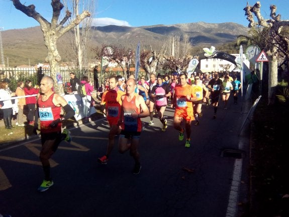 Carrera Popular, una de las citas deportivas del verano. :: a.j.