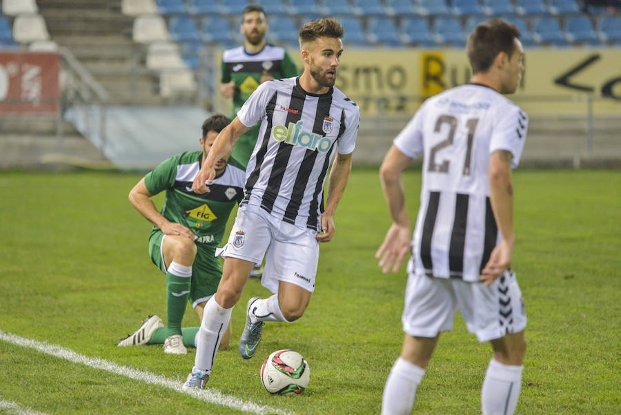 Chechu en el partido del Badajoz con el Díter