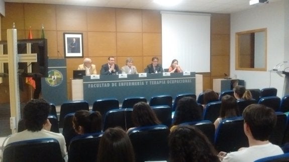 Especialistas europeos en medicina neurodegenerativa se dan cita en Cáceres