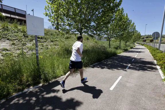 La Ronda Norte es muy utilizada para la práctica deportiva. :: hoy