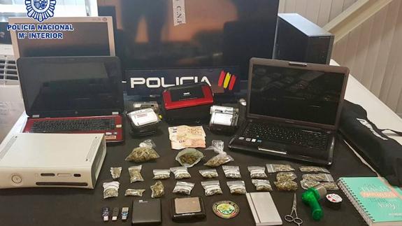 Cinco jóvenes detenidos por tráfico de drogas en Cáceres