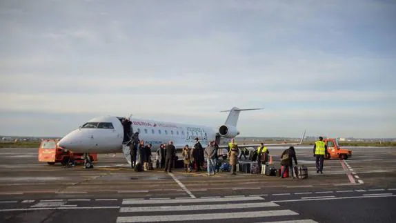 Primer vuelo en el aeropuerto de Badajoz.