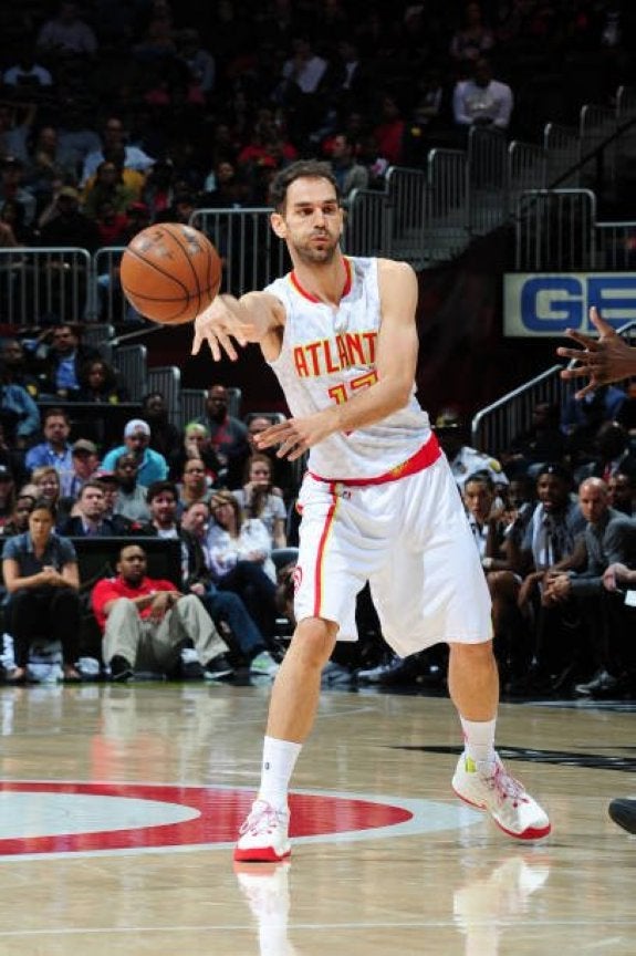 José Calderón, con la camiseta de Atlanta en su estreno de este miércoles ante los Nets. :: @JmCalderon 