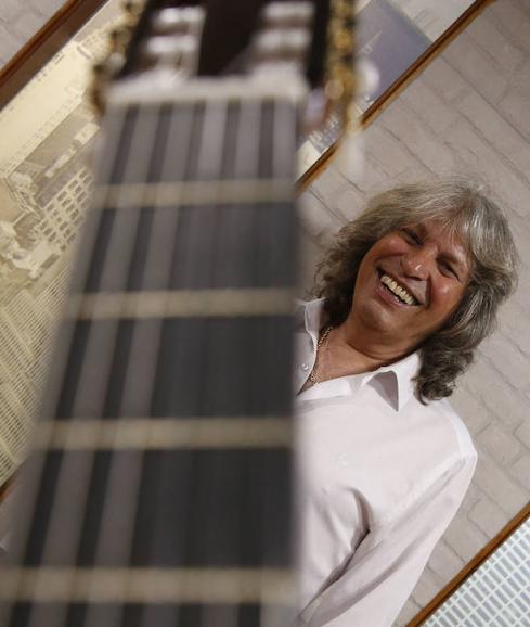 Badajoz acogerá un concierto de José Mercé y la Orquesta de Extremadura el 27 de abril