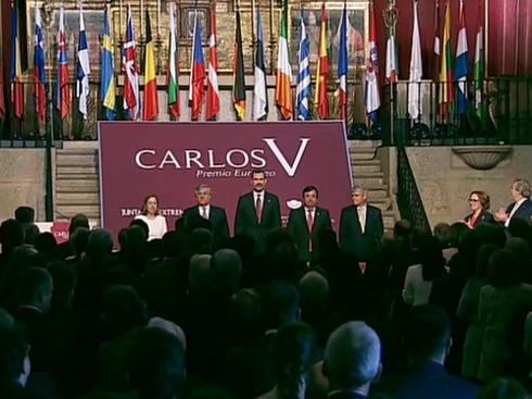 Felipe VI está presidiendo esta mañana en el Monasterio de Yuste el acto de entrega del XI Premio Europeo Carlos V al exministro Marcelino Oreja