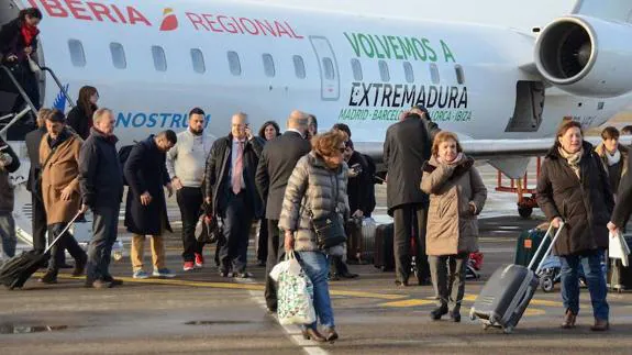 Vuelo reciente de la compañía Air Nostrum en Badajoz.