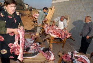 Una matanza es como un trabajo en cadena en el que cada uno desempeña una función. / C. MORENO