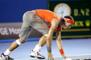 Nadal no tuvo opciones en las semifinales del Open de Australia ante el 'ciclón' Tsonga. / EFE