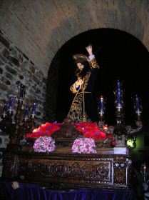 El Señor de los Pasos en la Puerta de San Sebastián. / J. J.VEGA