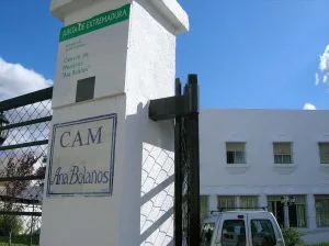 Centro de Menores 'Ana Bolaños' en Olivenza, donde la Junta tiene tutelados a más de 30 chicos de entre 6 y 18 años. / JOSE JAIME VEGA
