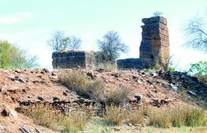 Los restos de Medina Albalat se encuentran cerca de Romangordo, a orillas del río Tajo. / AMIGO