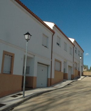 Viviendas unifamiliares en Don Álvaro investigadas. ::                             BRÍGIDO