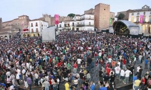 El festival Womad de Cáceres, eternamente amenazado, ya vio reducido su presupuesto en 60.000 euros el año pasado. ::                             HOY