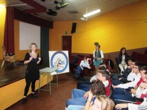 Alumnos y profesores participan en el proyecto 'Igualdad Joven'