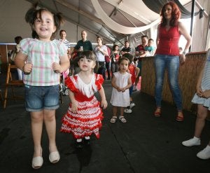 Las aventuras de Peneque el Valiente en el Paseo de Cánovas. ::                             LORENZO CORDERO